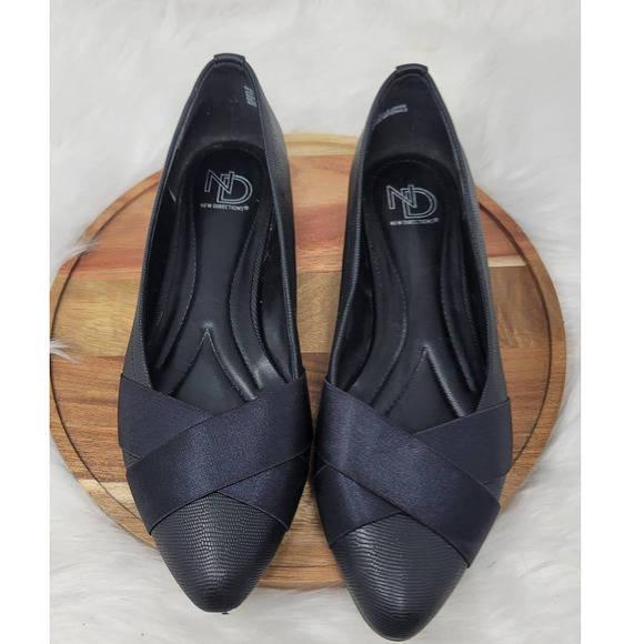 new directions Shoes - New Direction Rhemy Black Flats 8M